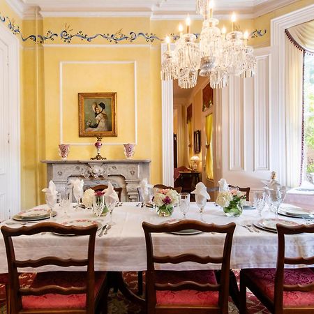 Dupont Mansion Bed & Breakfast ลุยส์วิลล์ ภายนอก รูปภาพ