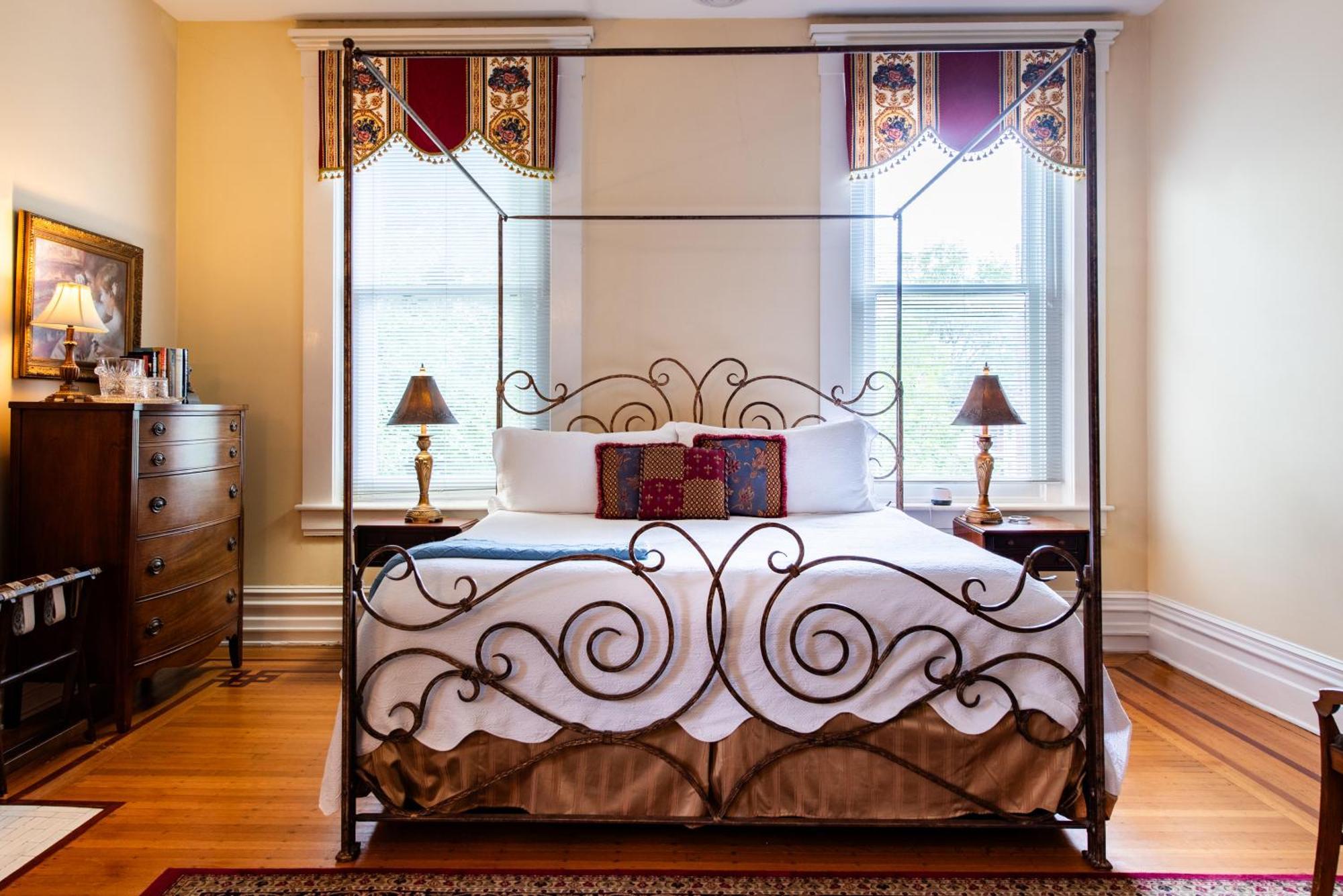 Dupont Mansion Bed & Breakfast ลุยส์วิลล์ ห้อง รูปภาพ