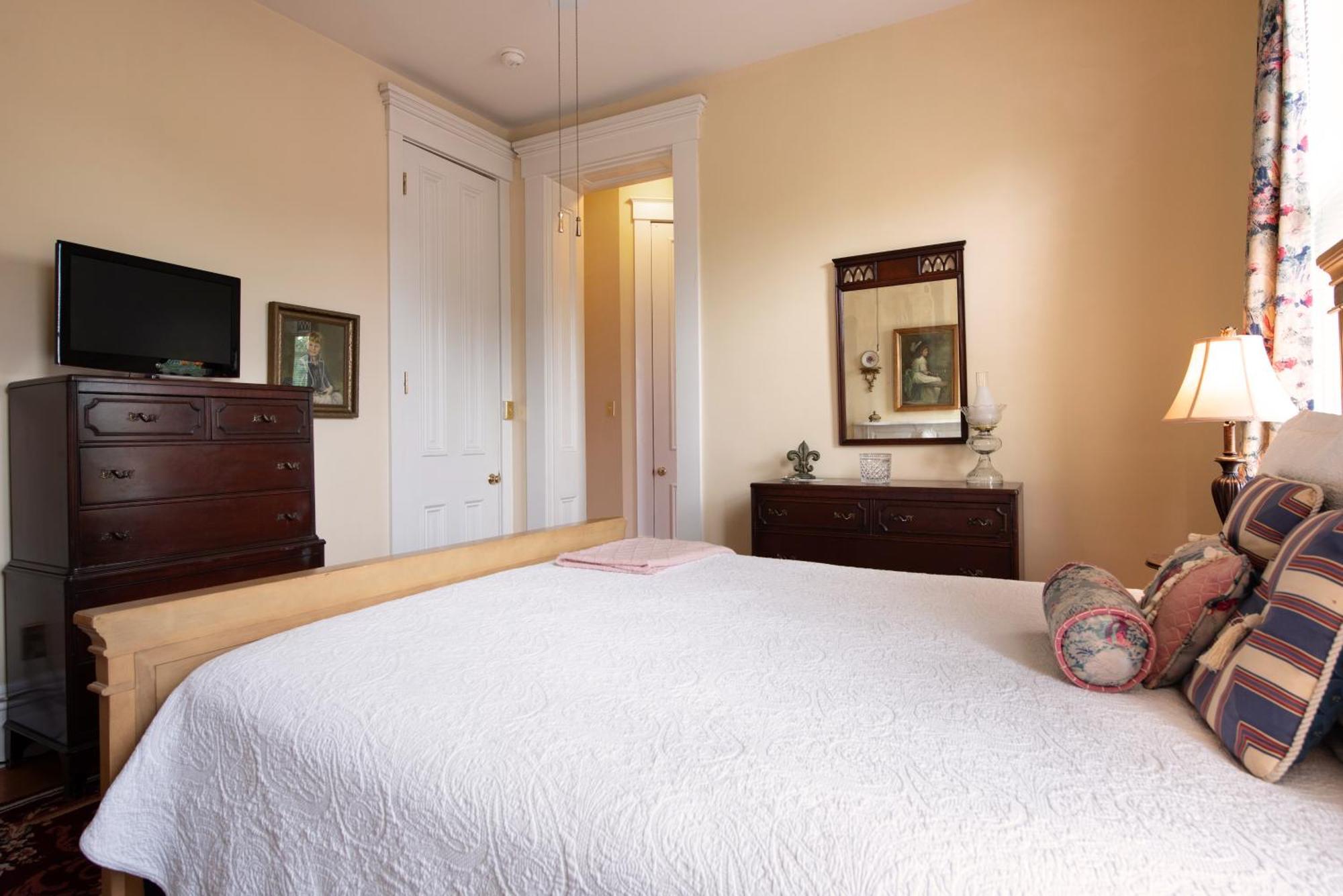 Dupont Mansion Bed & Breakfast ลุยส์วิลล์ ห้อง รูปภาพ