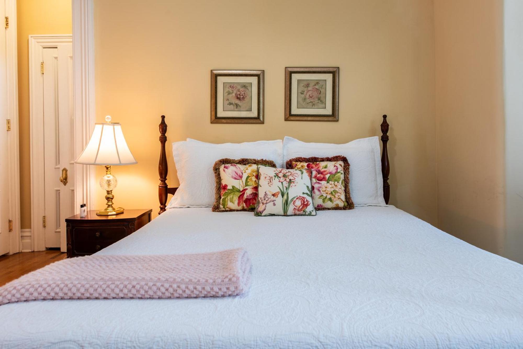 Dupont Mansion Bed & Breakfast ลุยส์วิลล์ ห้อง รูปภาพ