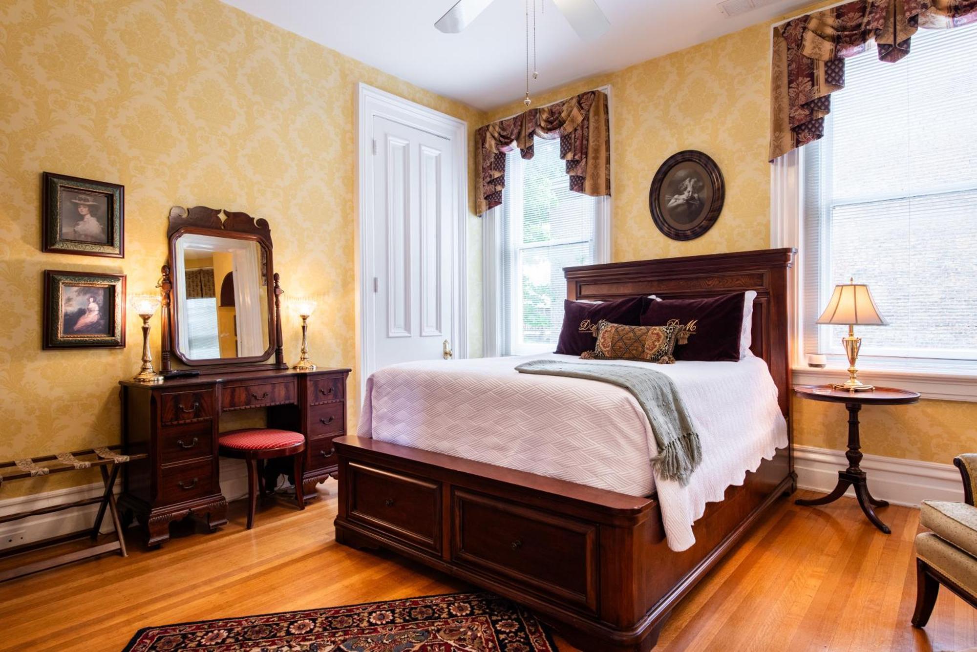 Dupont Mansion Bed & Breakfast ลุยส์วิลล์ ห้อง รูปภาพ