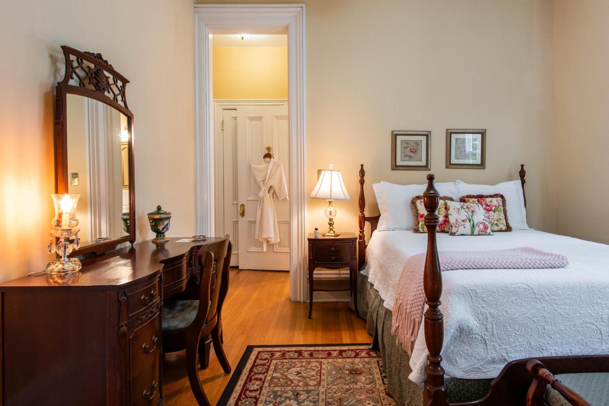 Dupont Mansion Bed & Breakfast ลุยส์วิลล์ ห้อง รูปภาพ